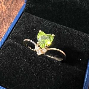 14k real peridot diamond ring